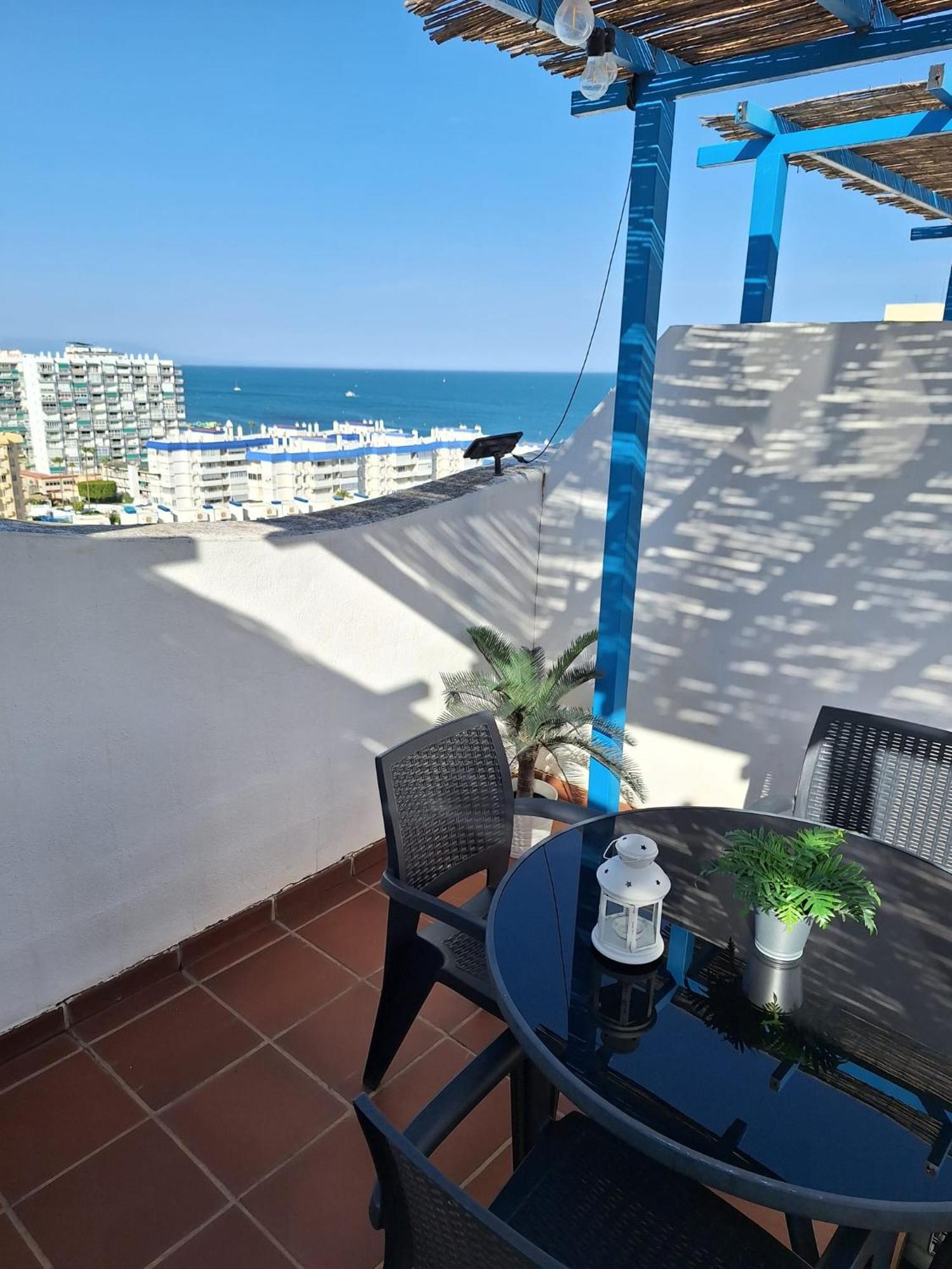 Atico A 200 Mts De La Playa Lejlighed Benalmádena Eksteriør billede